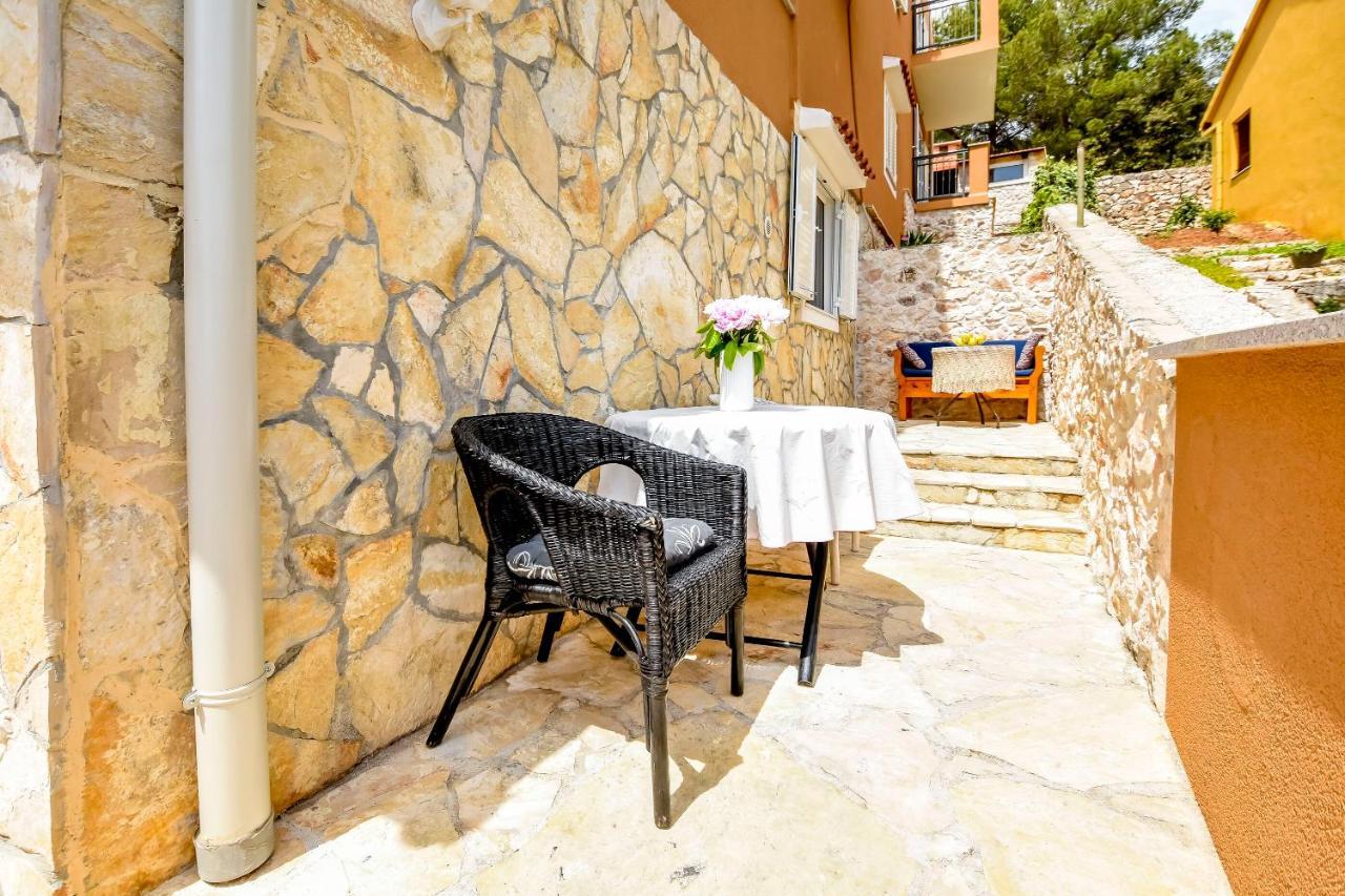Apartments Ive I Maja Razanj Exterior photo